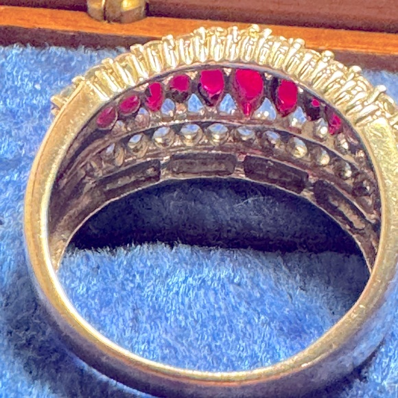 925s White Sapphire & Ruby Ring - Picture 7 of 7